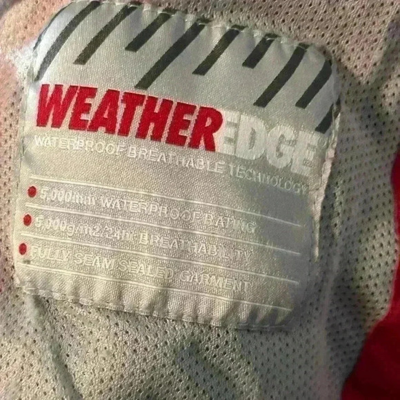 eddie bauer weatheredge jacket 
Women’s Size Medium. 
Red
General wear - Picture 7 of 9